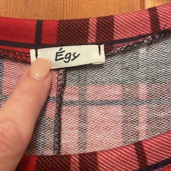 Who would have thought plaid and stripes would work so well together?! - Picture 3 of 3